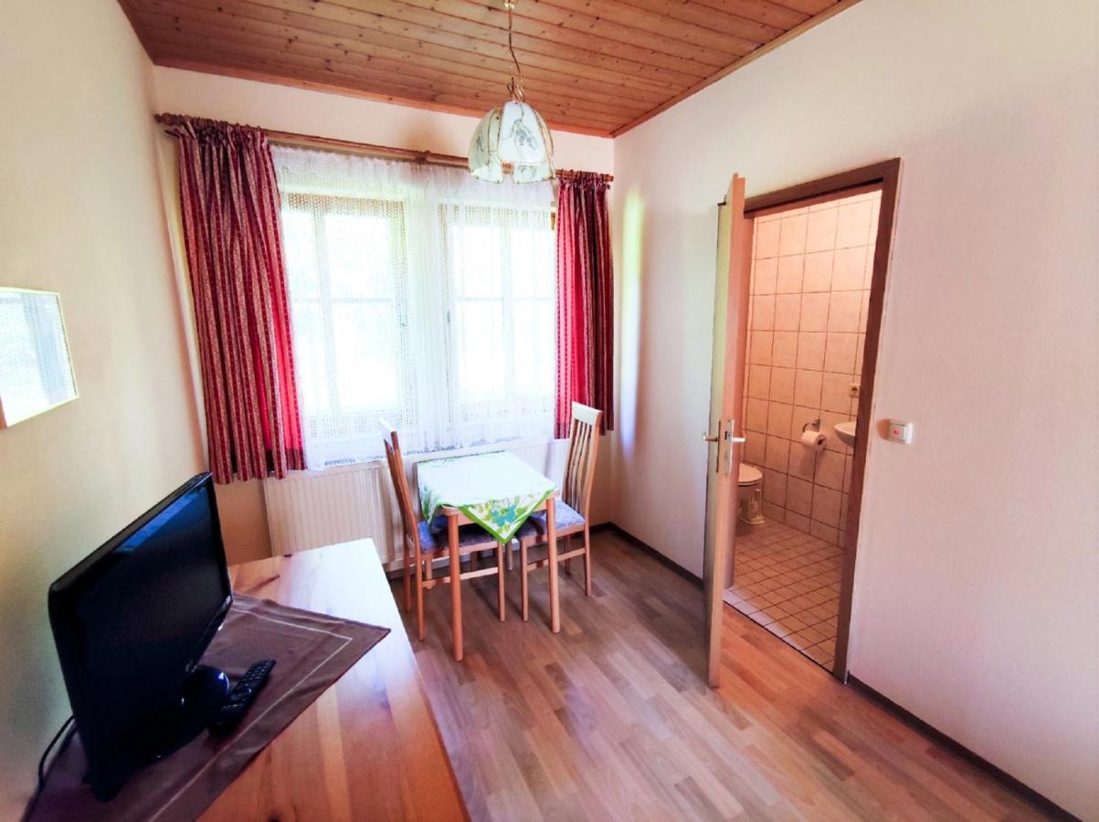 Herrnmuehle - Pension & Ferienwohnungen Rothenburg ob der Tauber Dış mekan fotoğraf